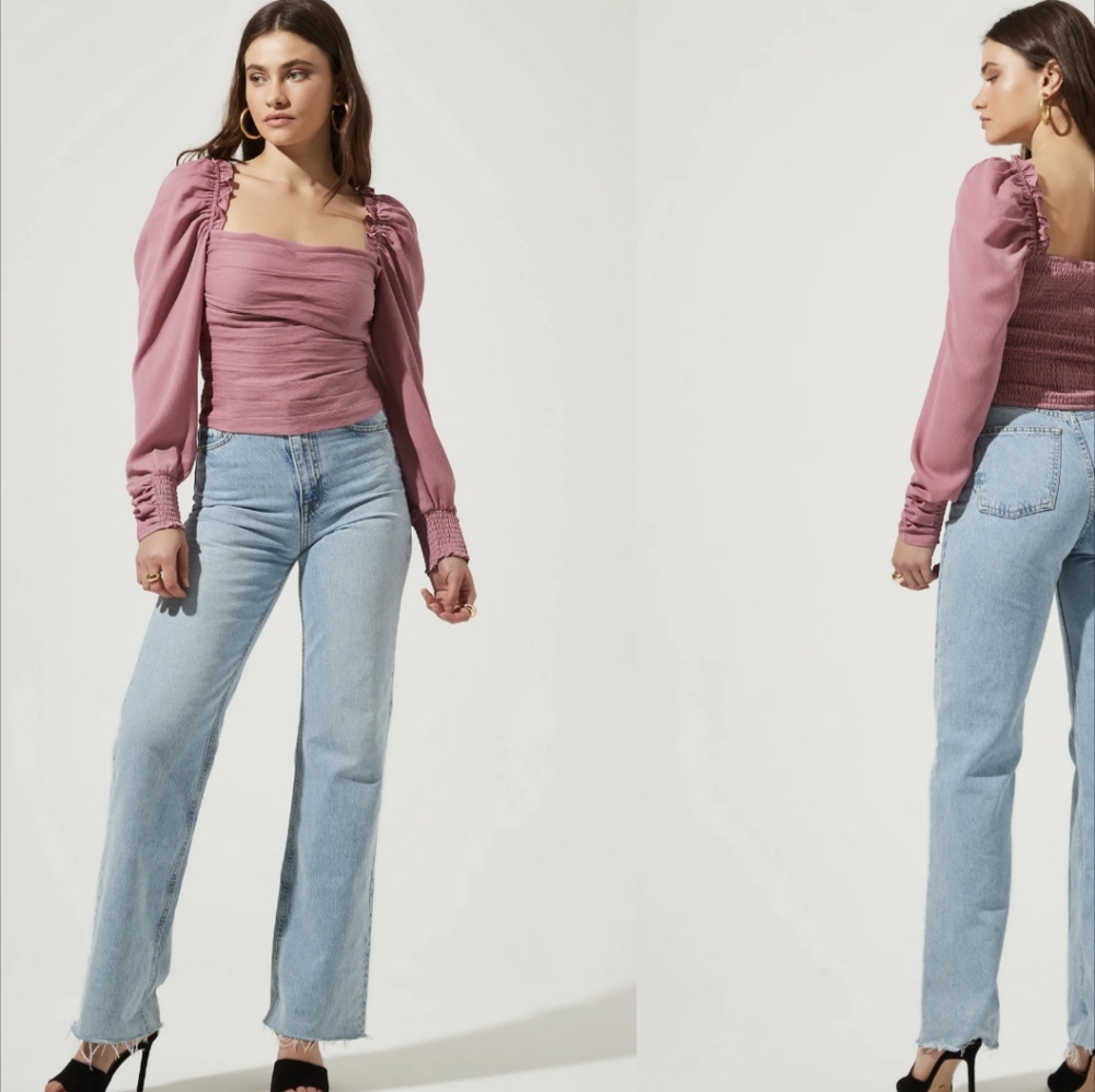 Astr The Label - Puff sleeve square neck top
